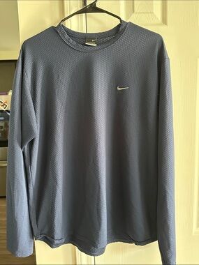 Nike Men's Long-Sleeve Athletic Top - Slate Blue